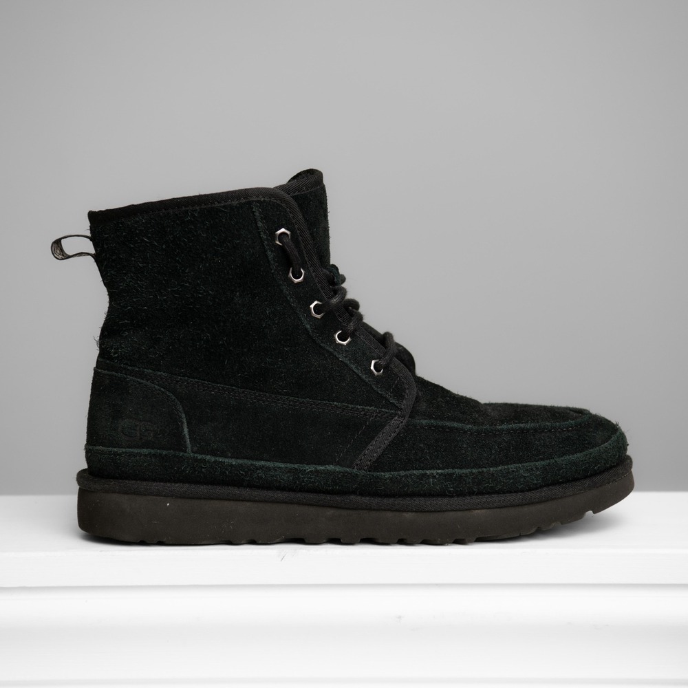 UGG Neumel Boots Mens 12 Black Suede Shearling Lined Cozy GorpCore Minimalist